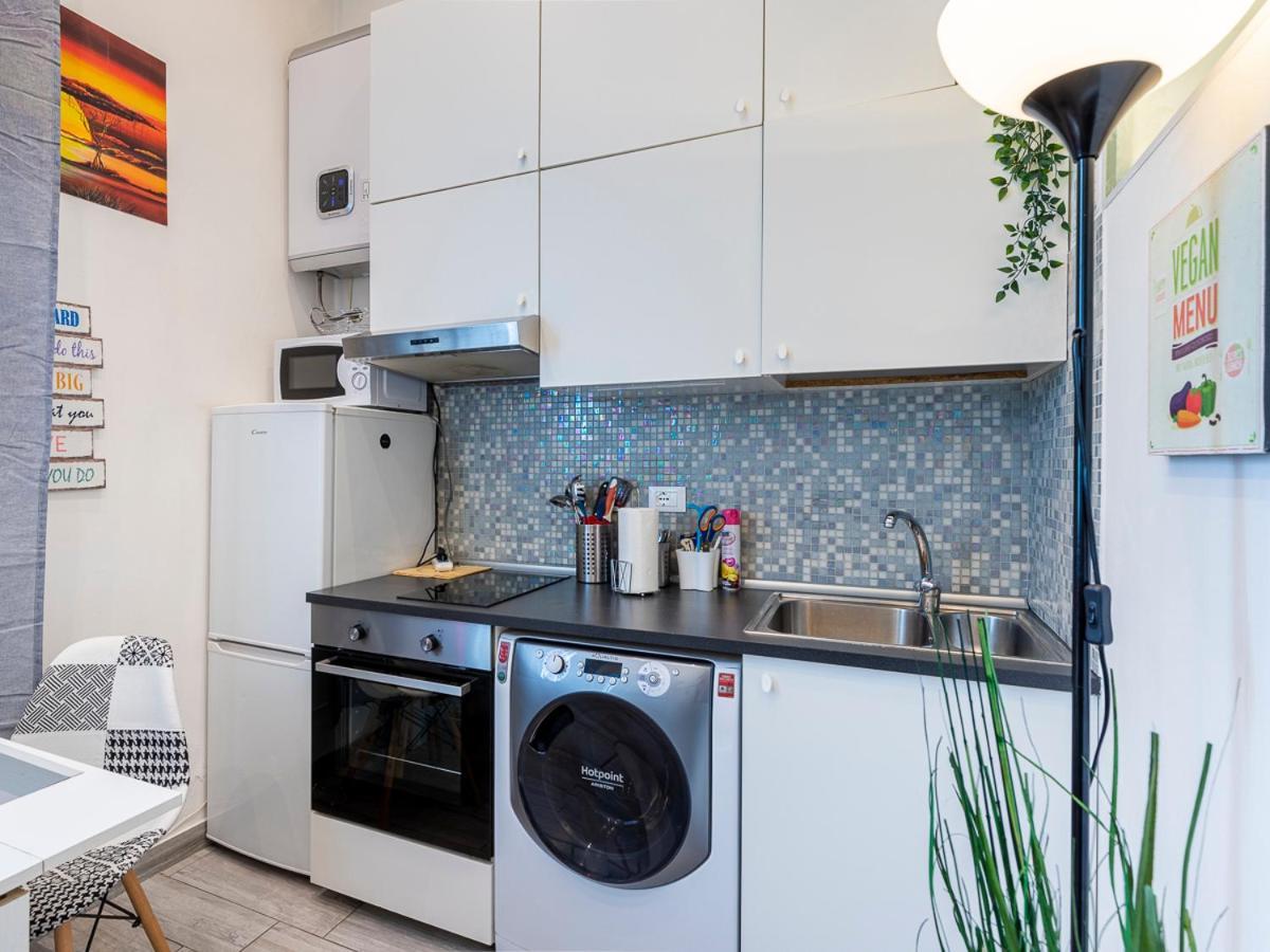 Desana Studio Apartment Turin Exterior photo